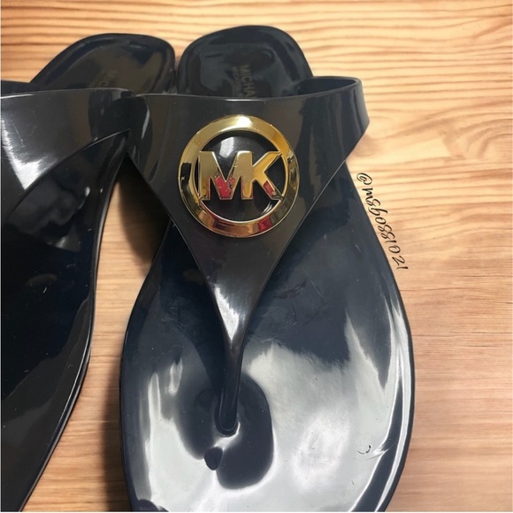 Michael Kors Jelly Thong Sandals Black OR Tortoise Shell NEW - Picture 5 of 5